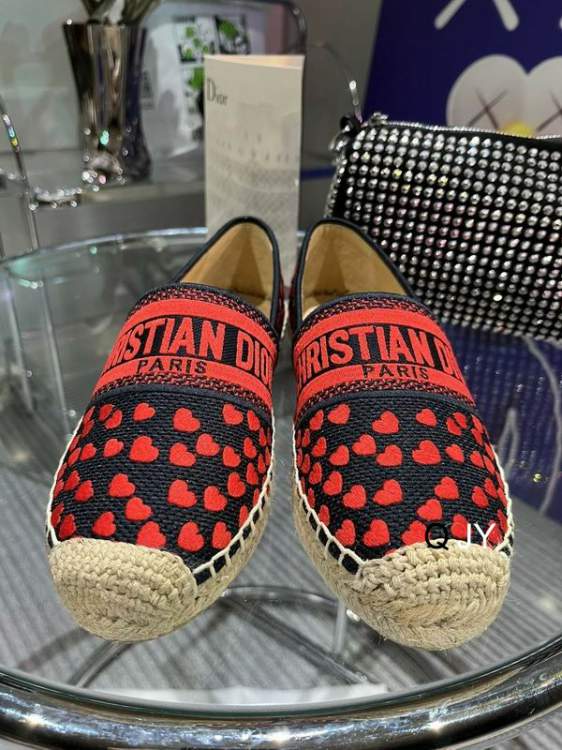 Picture of Dior Shoes _SKUDiorcoloursz35-40JY02053540